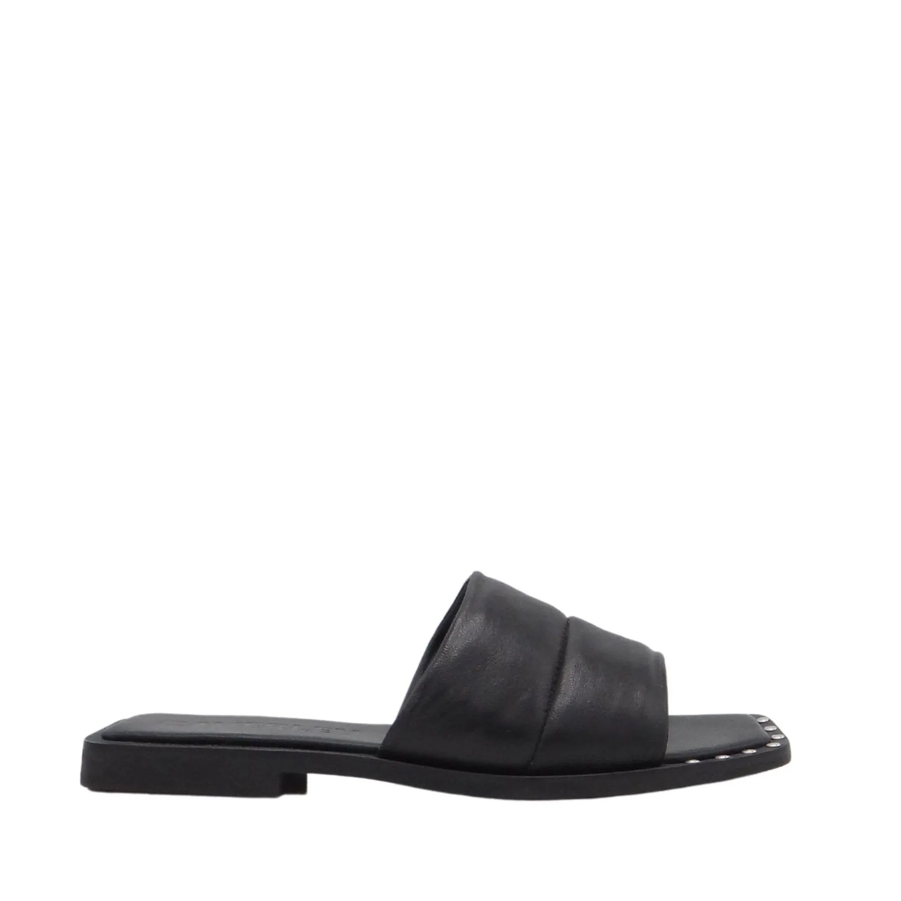 Georgie Slides in Silver
