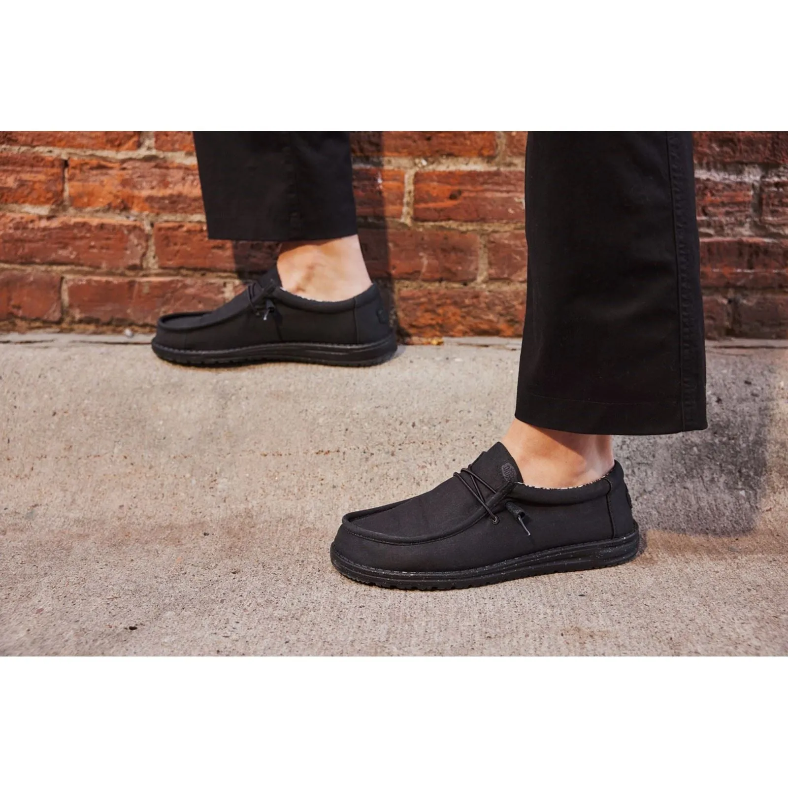 HEYDUDE Men Classic Slip On Shoes - Wally Canvas in 6 Colours, 7-12 - G40700
