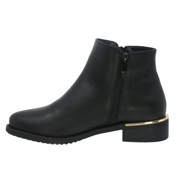 Metropolitan Short Classic Boot by Taxi Footwear