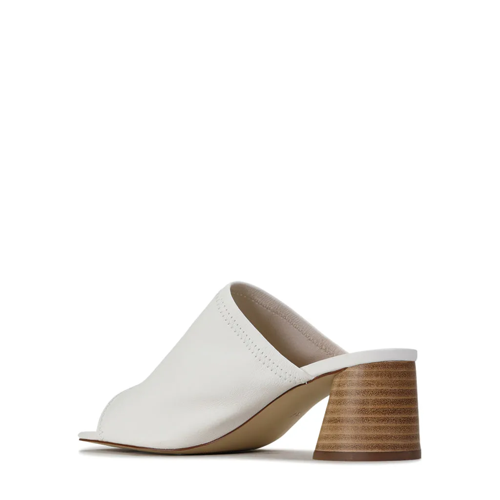 PETTI LEATHER HEEL SANDAL