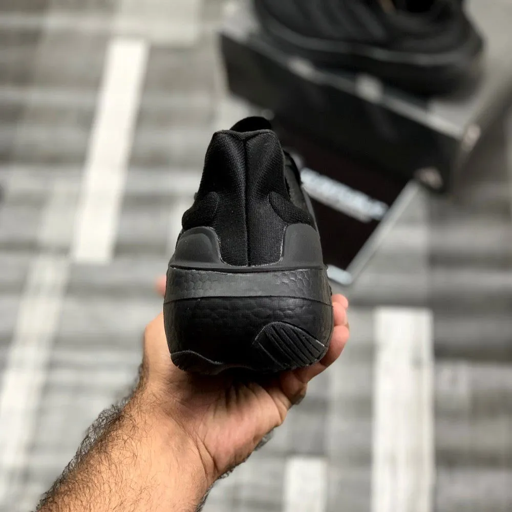 UB LightBoost (Triple Black)